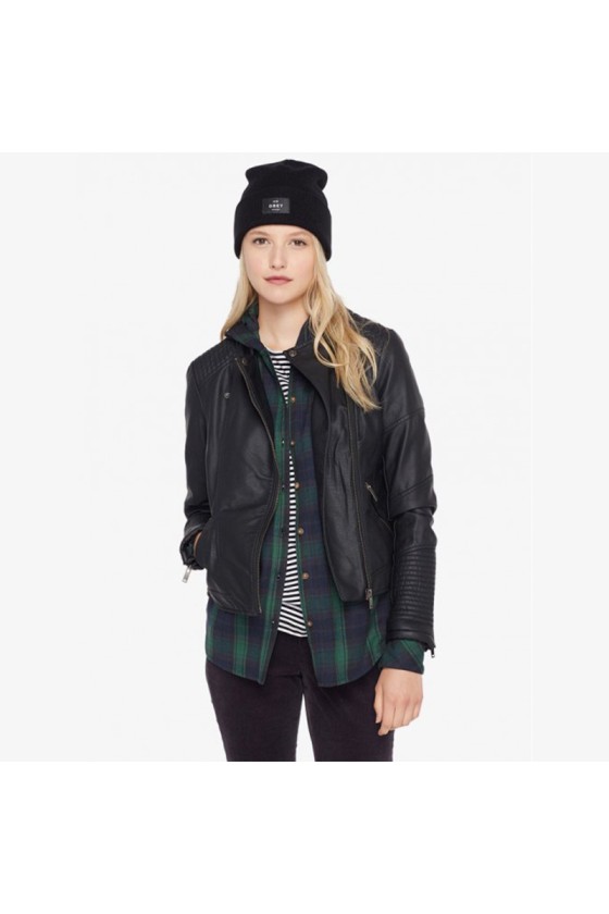 Male shoes 2022 summer breathable punching fashion casual shoes embossed wear resistant small white shoes male